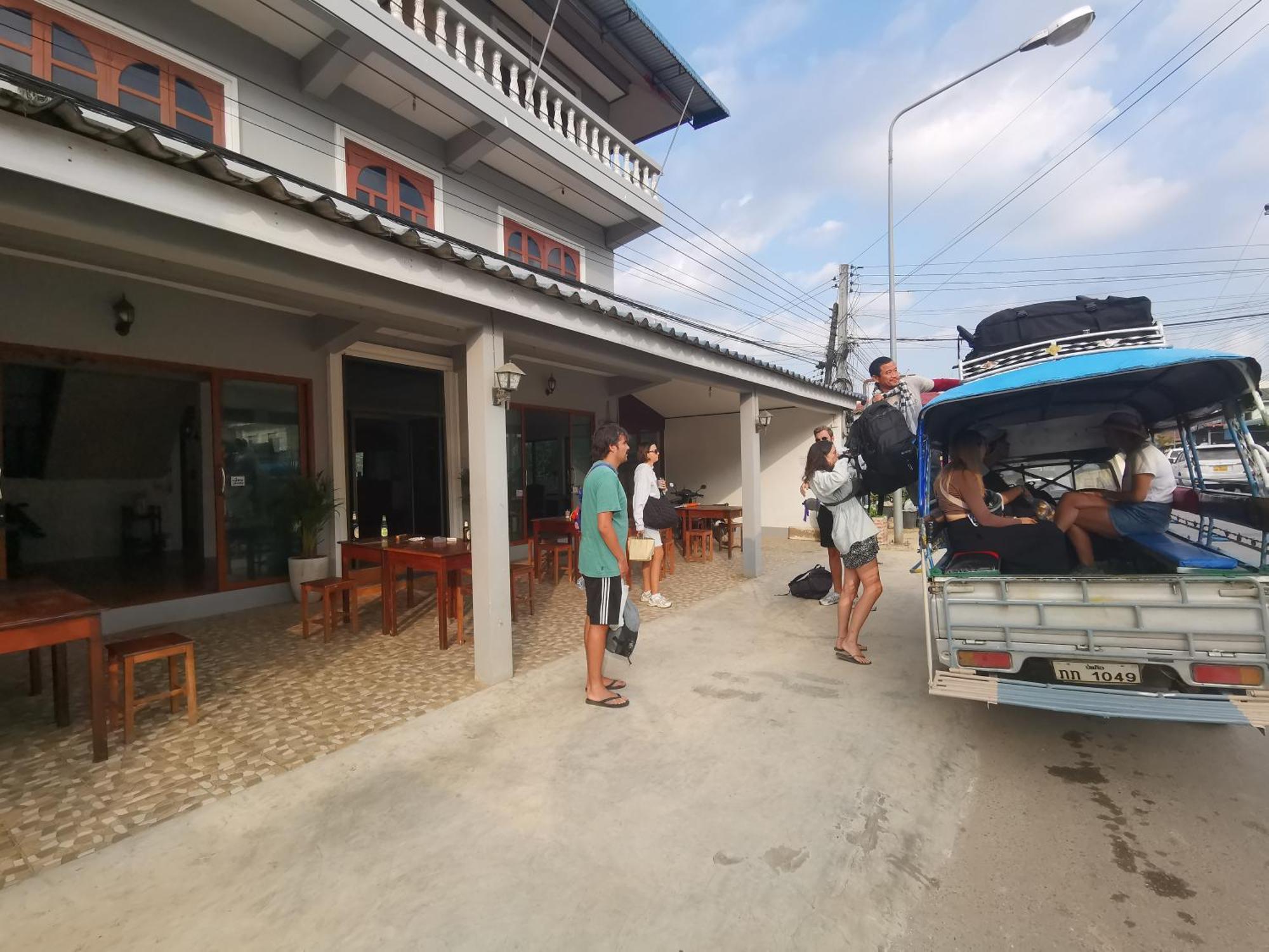 Manilath Guesthouse Хуайсай Екстер'єр фото